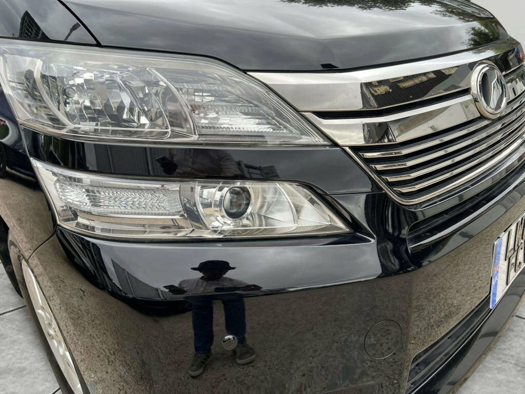 Toyota Vellfire Mpv Black #33