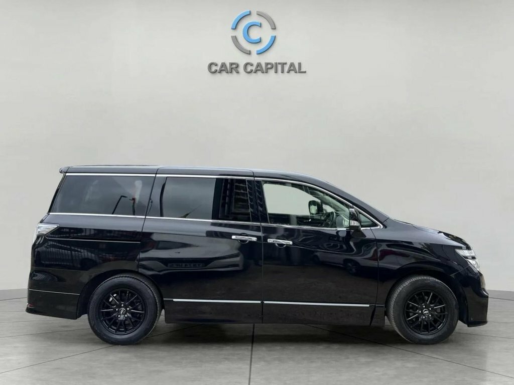 Nissan Elgrand Mpv Black #4