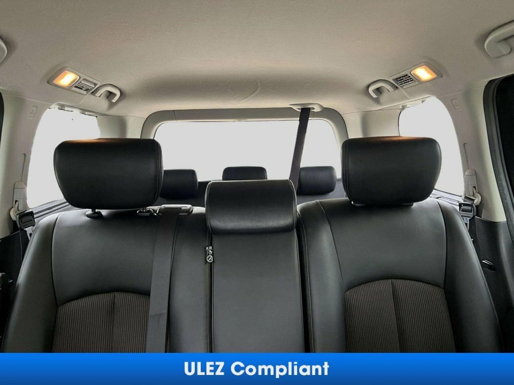 Nissan Elgrand  White #32