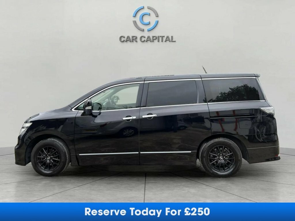 Nissan Elgrand  White #10
