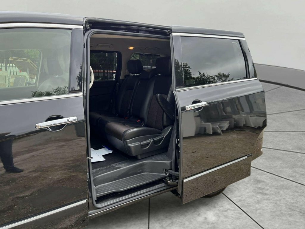 Nissan Elgrand  White #12