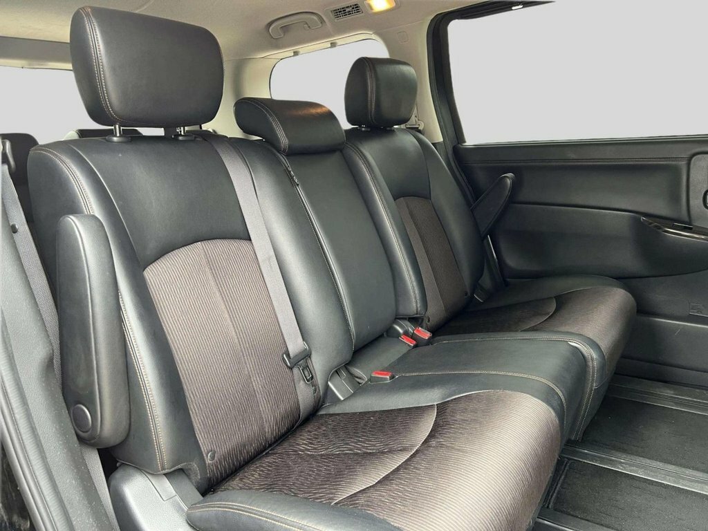 Nissan Elgrand  White #13