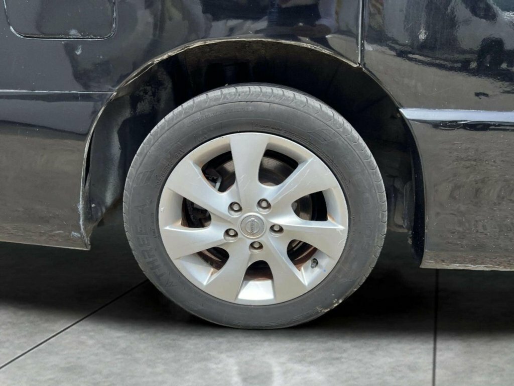 Nissan Serena Mpv White #14