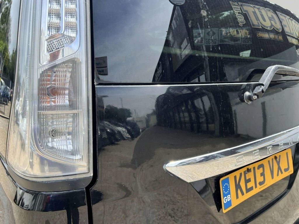 Nissan Serena Mpv White #16