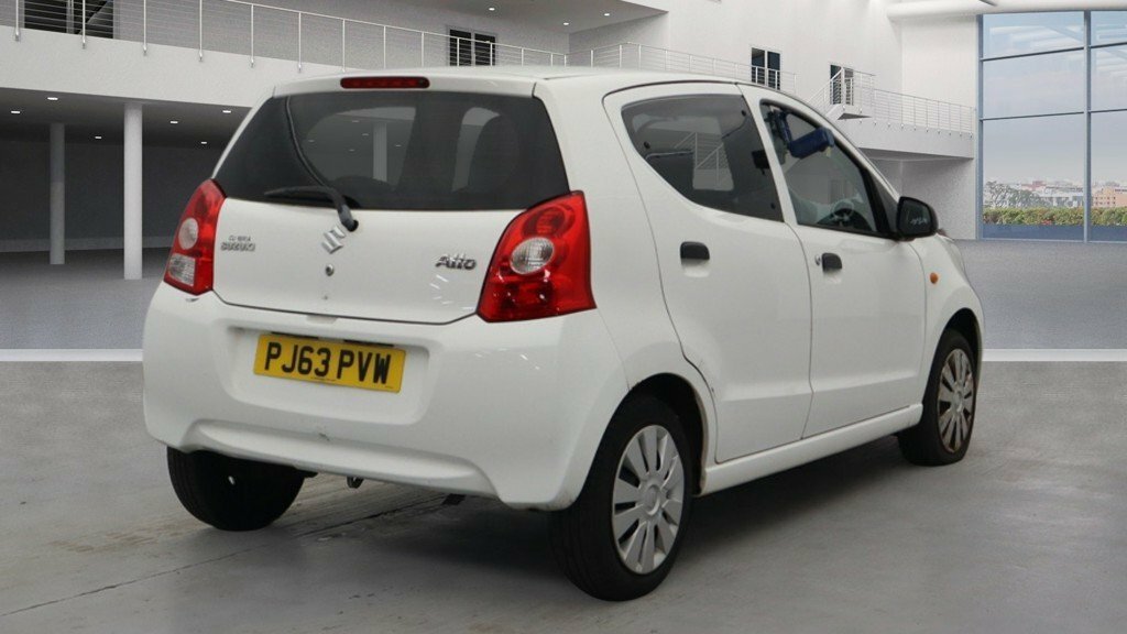 Suzuki Alto Sz White #4