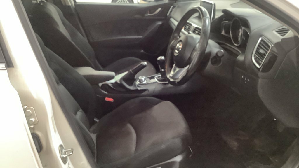 Mazda 3 D Sport Nav White #6