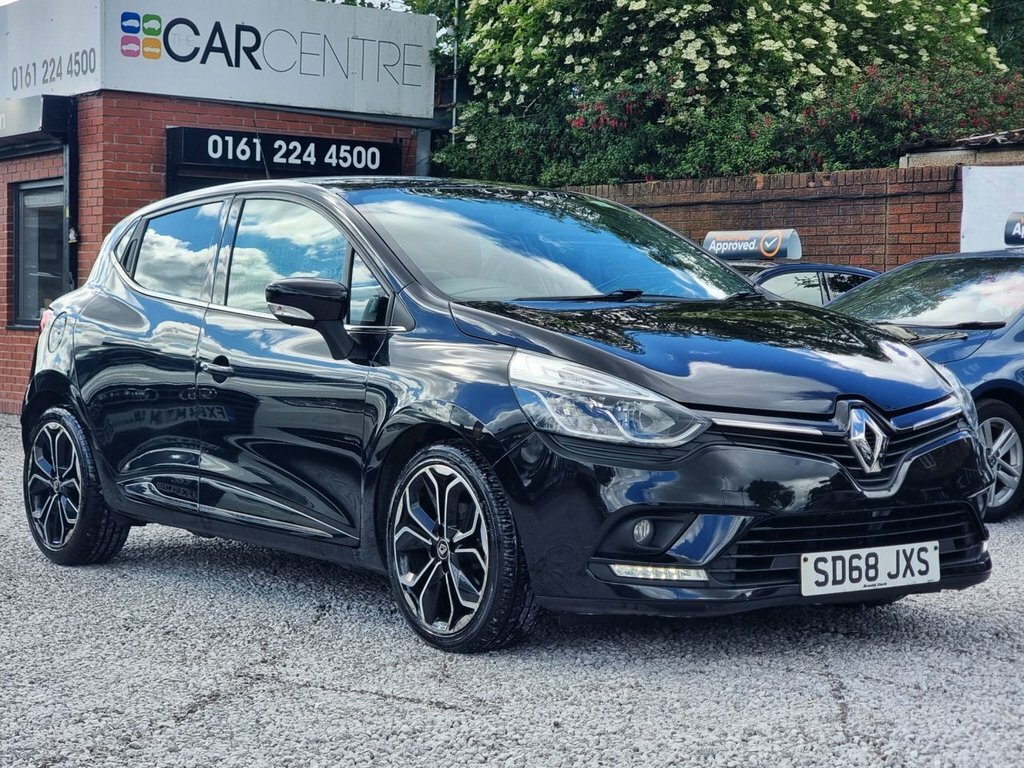Renault Clio 0.9L Iconic Black