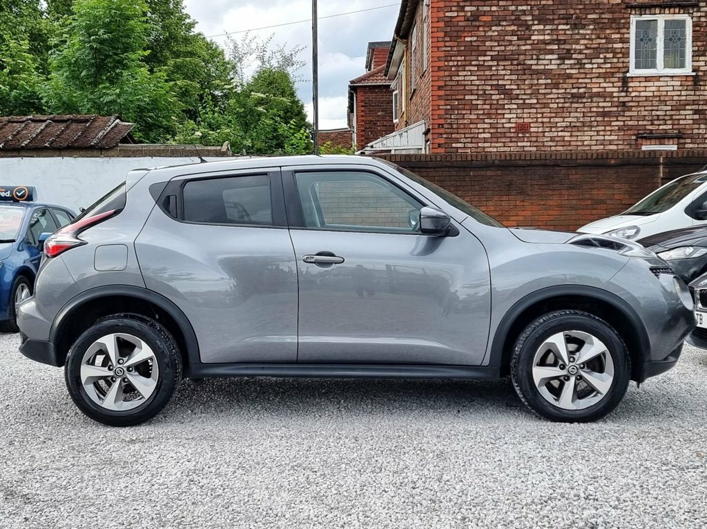 Nissan Juke 1.6 Tekna Xtronic White #3