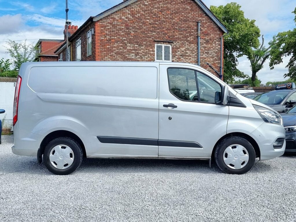 Ford Transit Custom 2L Trend EJ19UKO Silver #3