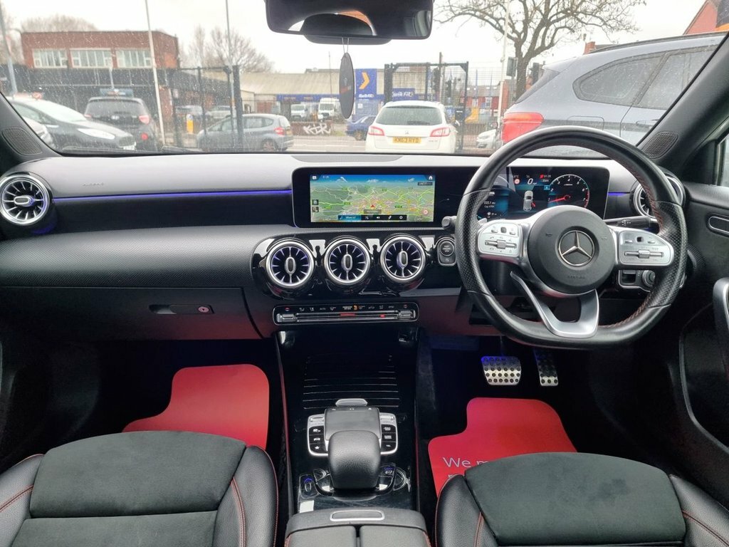 Mercedes-Benz A Class 1.3L Amg Line White #4