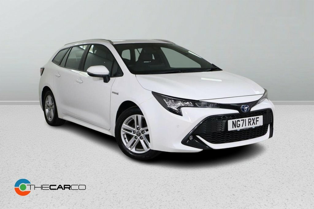 Toyota Corolla 1.8L Icon Tech White