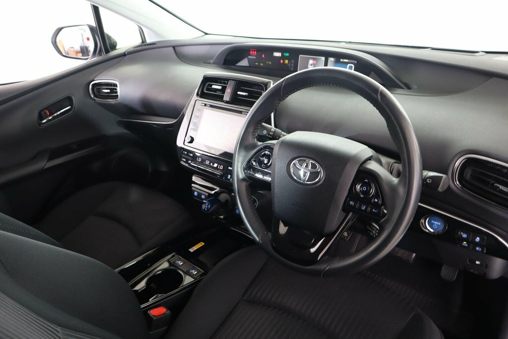 Toyota Prius+ 1.8L Business Edition Plus White #2