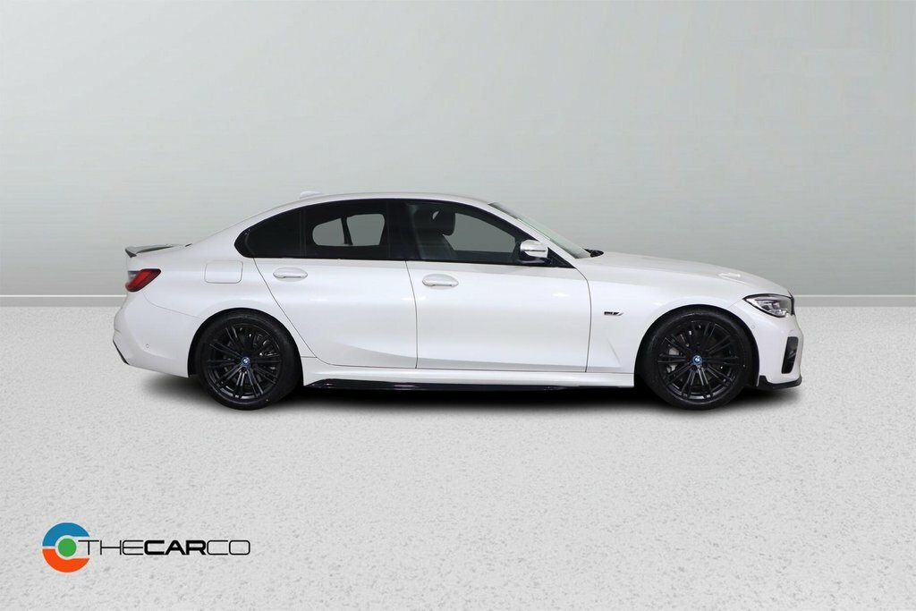 BMW 3 Series 2L M Sport White #6