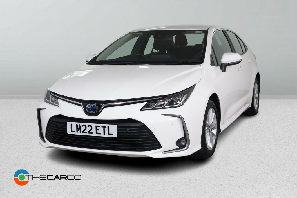 Toyota Corolla 1.8L Icon Tech LM22ETL White #4