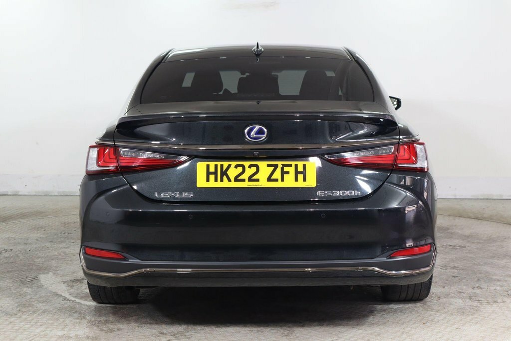 Lexus ES 2.5L F Sport Black #6