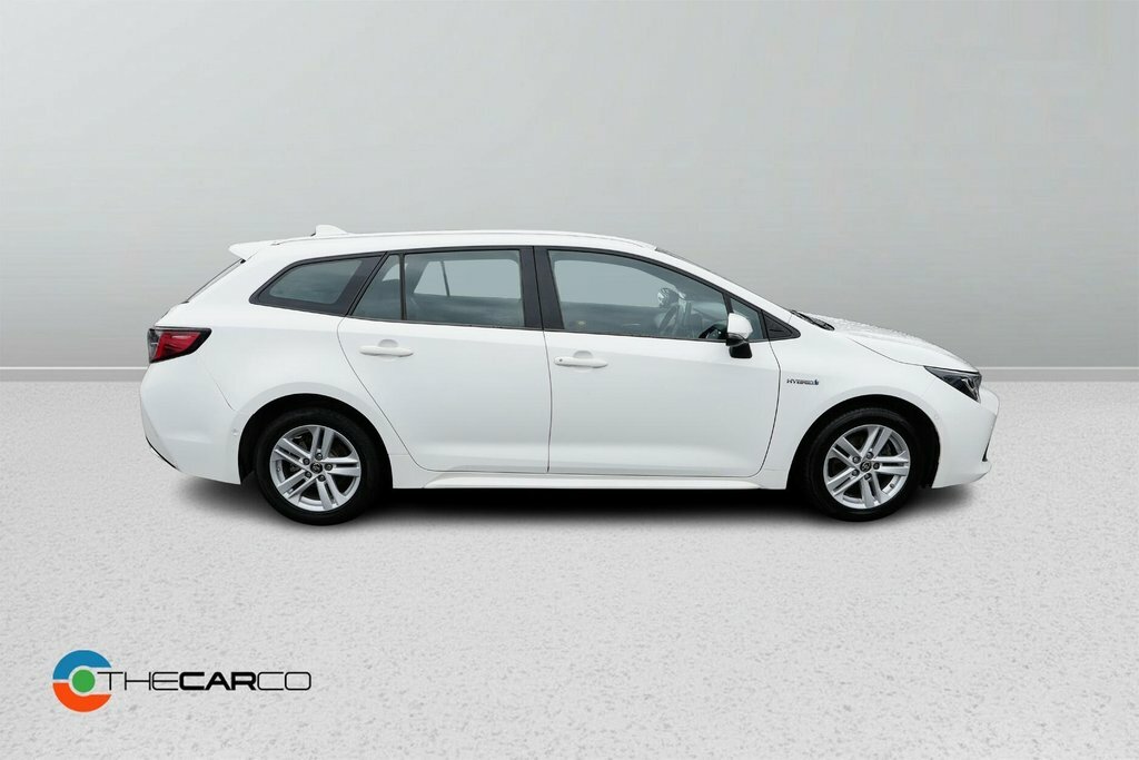 Toyota Corolla 1.8L Icon Tech White #6