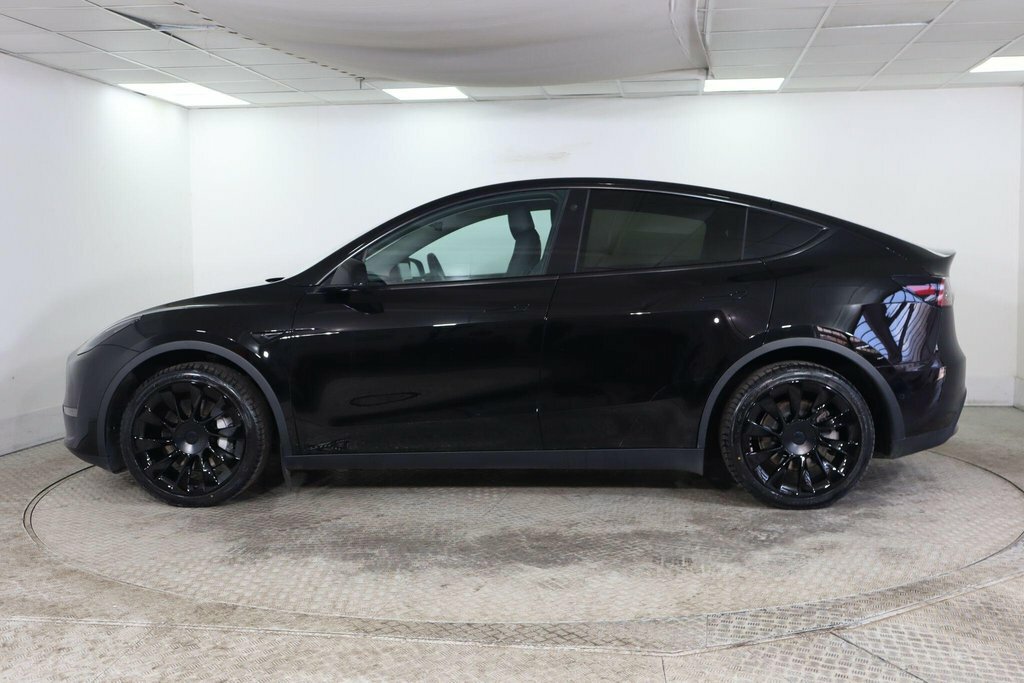 Tesla Model Y Suv Black #5