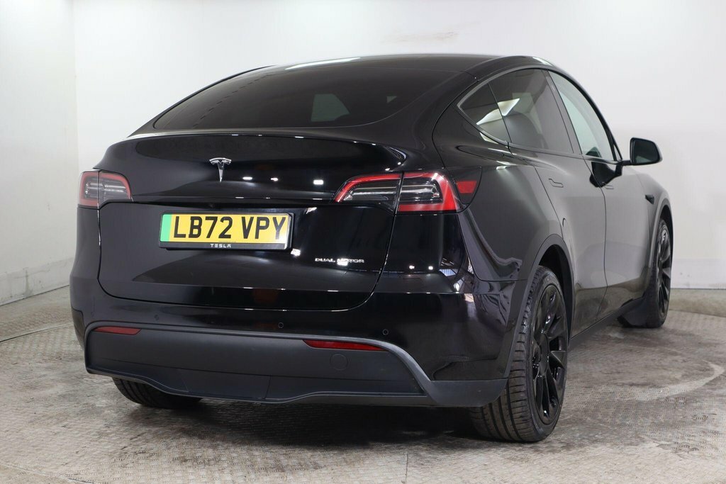 Tesla Model Y Long Range White #8