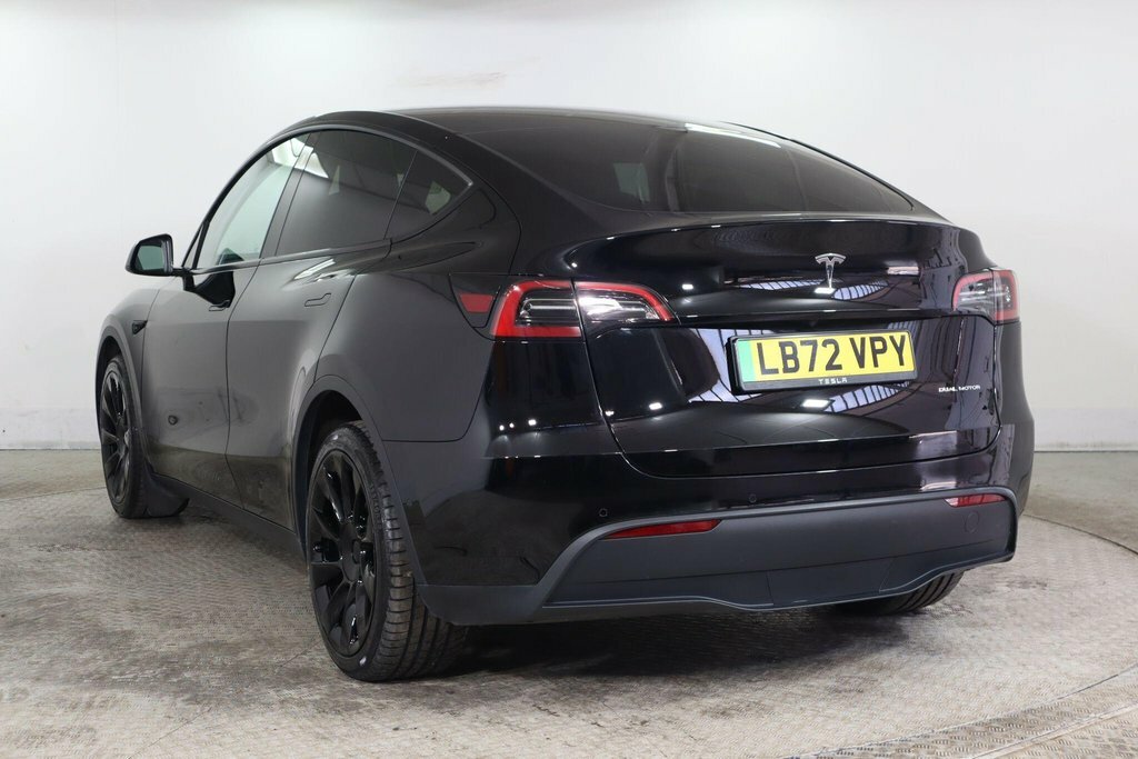 Tesla Model Y Suv Black #4