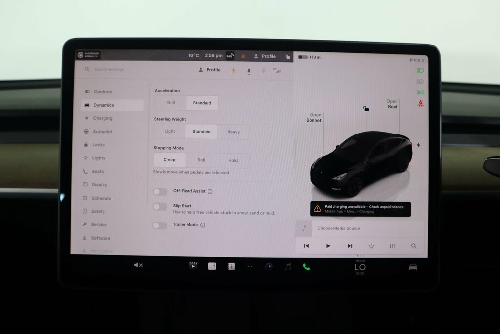 Tesla Model Y Long Range White #37