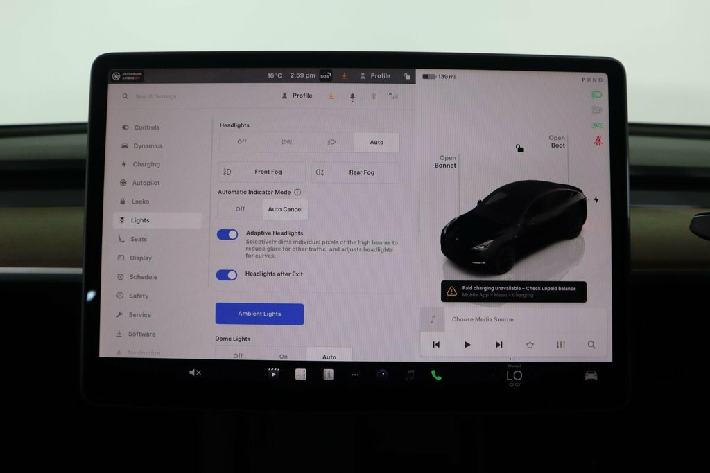 Tesla Model Y Long Range White #40