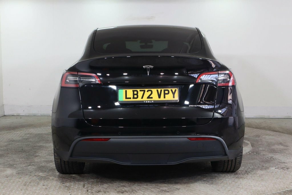 Tesla Model Y Suv Black #6