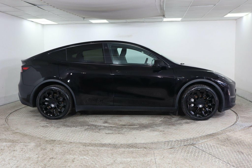 Tesla Model Y Long Range White #7