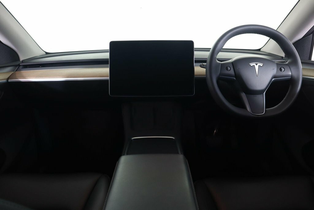 Tesla Model Y Long Range White #11