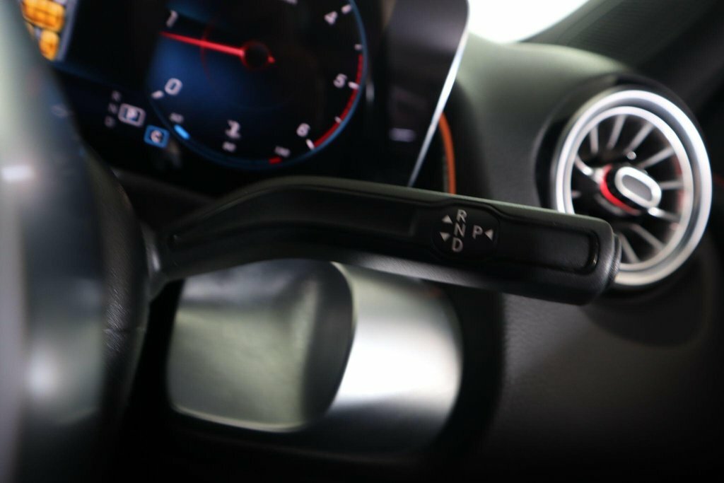 Mercedes-Benz GLB Class Glb200 Amg Line Executive Grey #56