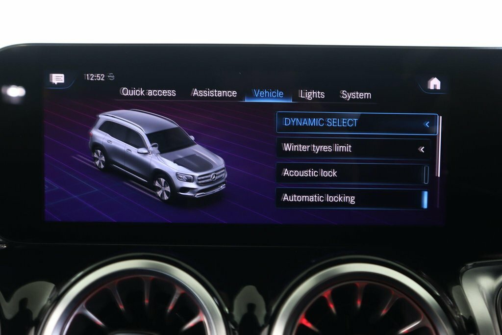 Mercedes-Benz GLB Class Glb200 Amg Line Executive Grey #44