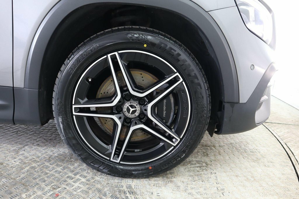 Mercedes-Benz GLB Class Glb200 Amg Line Executive Grey #25