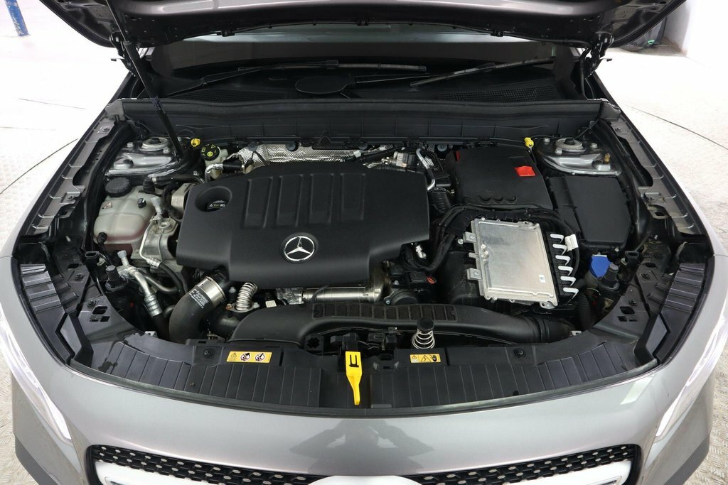 Mercedes-Benz GLB Class Glb200 Amg Line Executive Grey #24