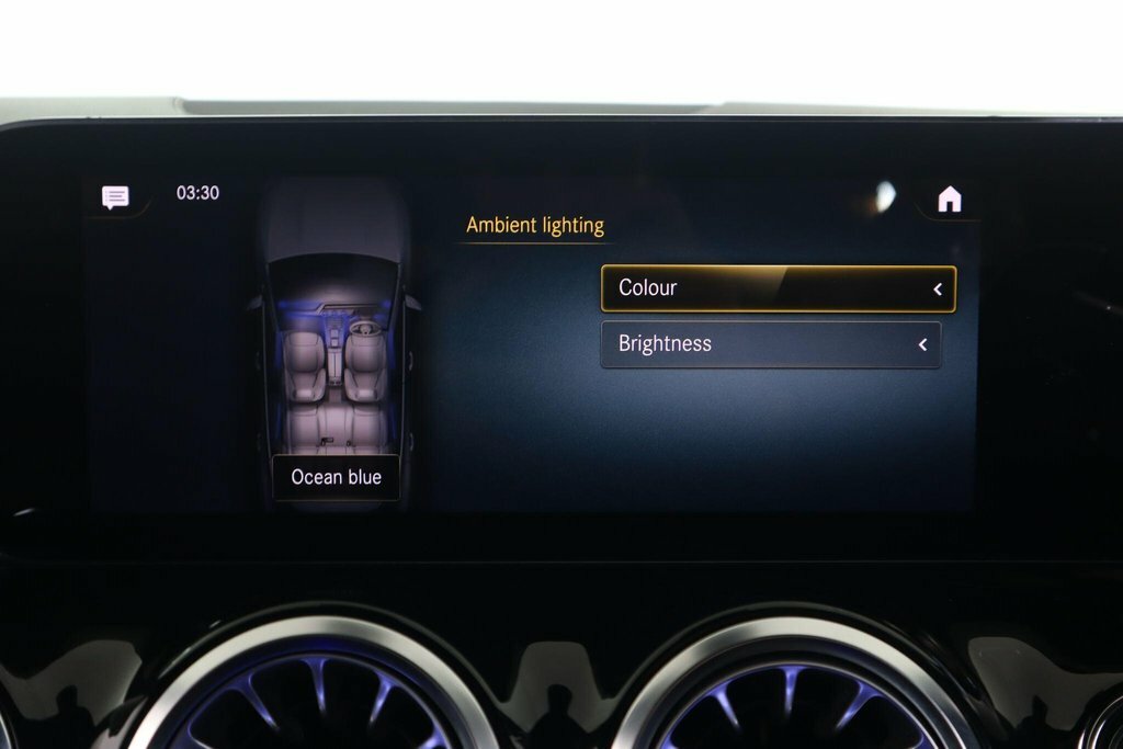 Mercedes-Benz GLA Class Suv Black #37
