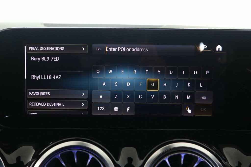 Mercedes-Benz GLA Class Suv Black #32