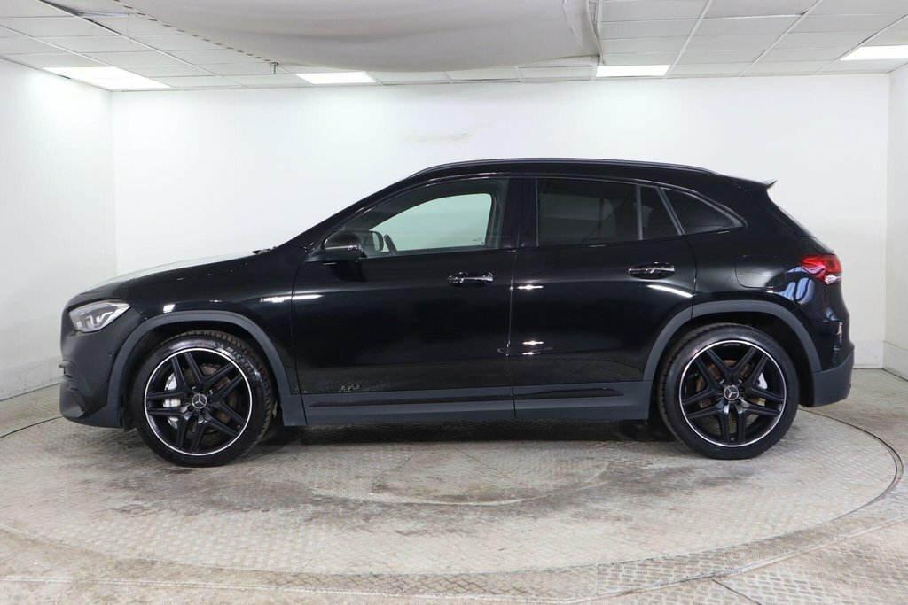 Mercedes-Benz GLA Class 2L Amg Black #5
