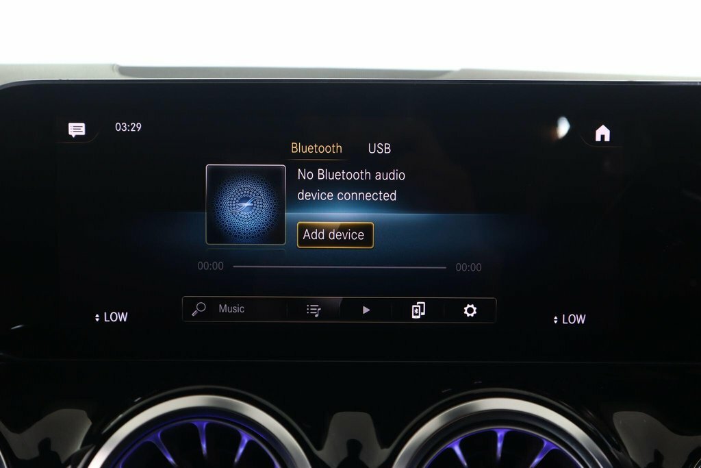 Mercedes-Benz GLA Class Suv Black #33