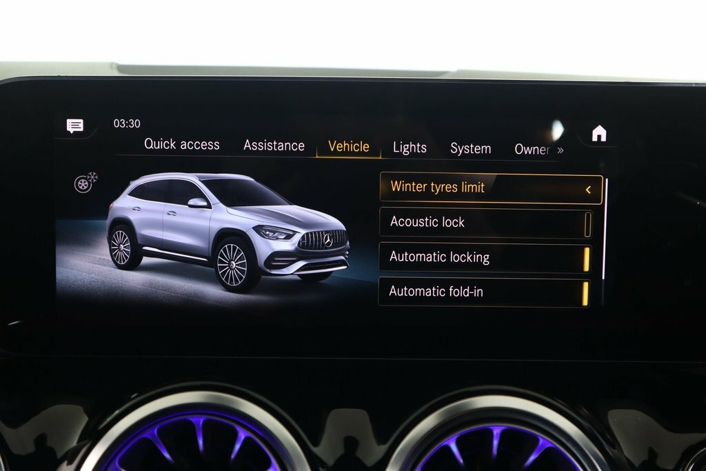 Mercedes-Benz GLA Class Suv Black #42