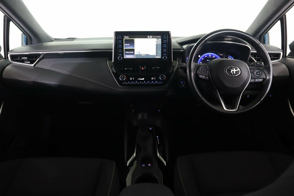 Toyota Corolla 1.8L Icon Tech Black #10