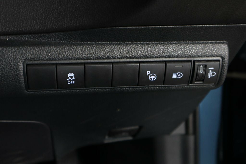 Toyota Corolla 1.8L Icon Tech Black #21