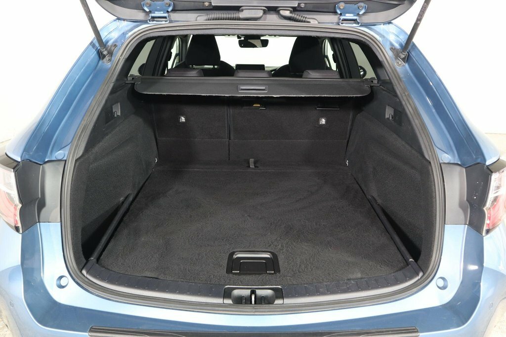 Toyota Corolla 1.8L Icon Tech Black #39