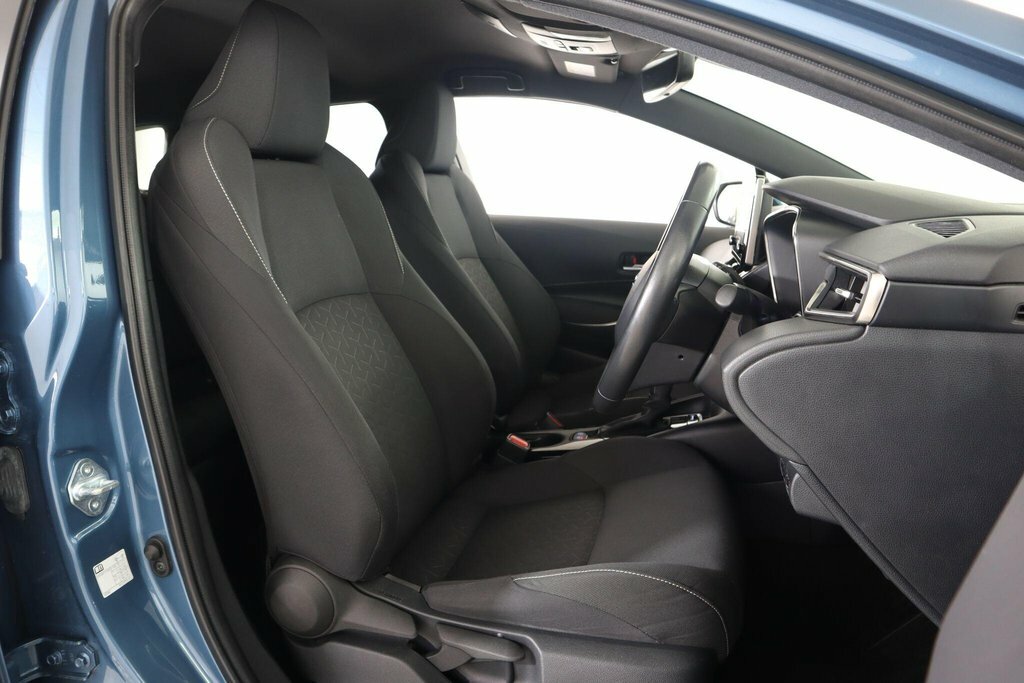Toyota Corolla 1.8L Icon Tech Black #41