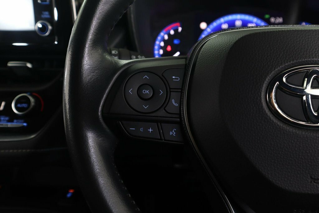 Toyota Corolla 1.8L Icon Tech Black #14