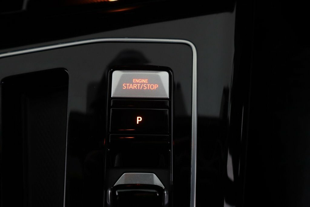 Volkswagen e-Golf Hatchback Black #20