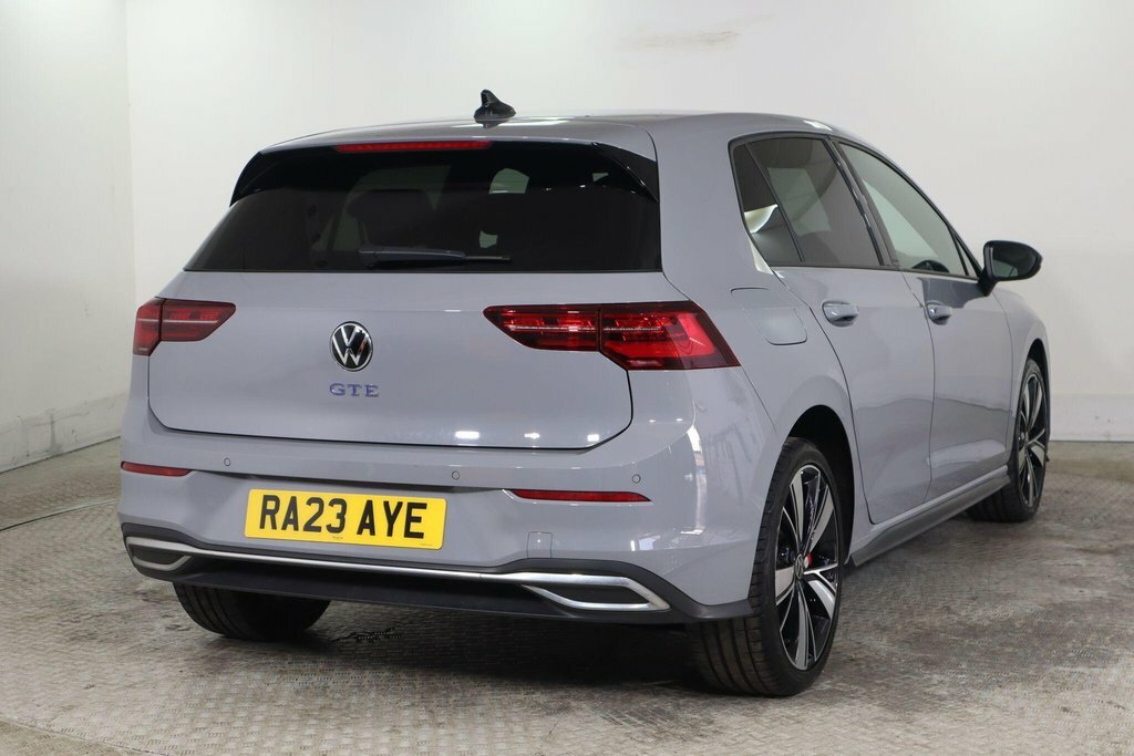 Volkswagen e-Golf Hatchback Black #8