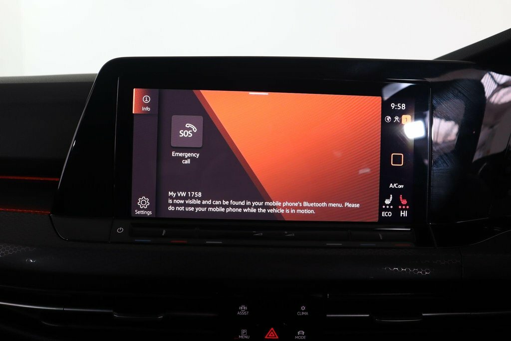 Volkswagen e-Golf Hatchback Black #34
