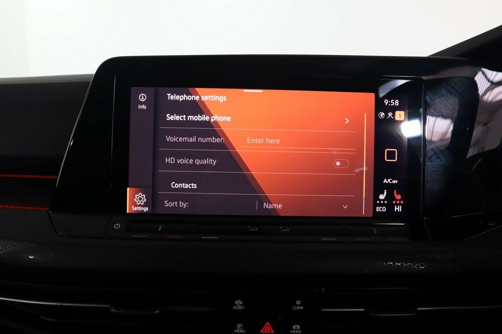 Volkswagen e-Golf Hatchback Black #35