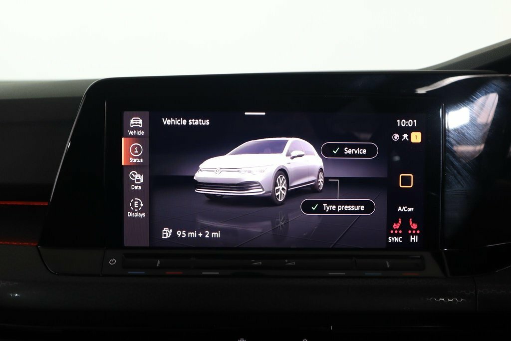 Volkswagen e-Golf Hatchback Black #46
