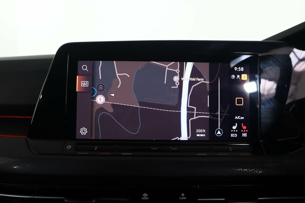 Volkswagen e-Golf Hatchback Black #32