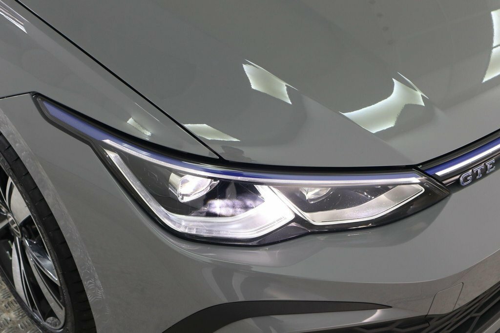 Volkswagen e-Golf Hatchback Black #52