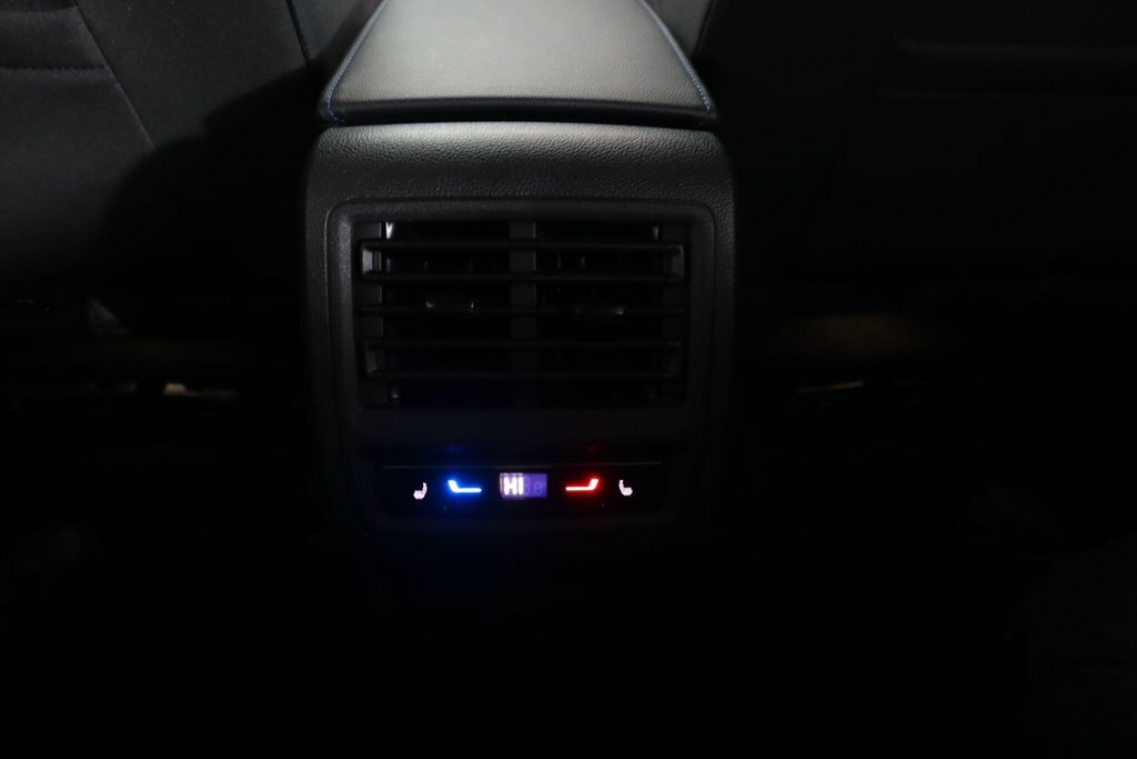Volkswagen e-Golf Hatchback Black #15